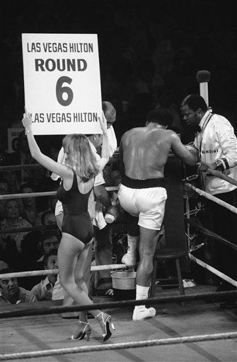 Leon Spinks defeated Muhammad Ali Boxing